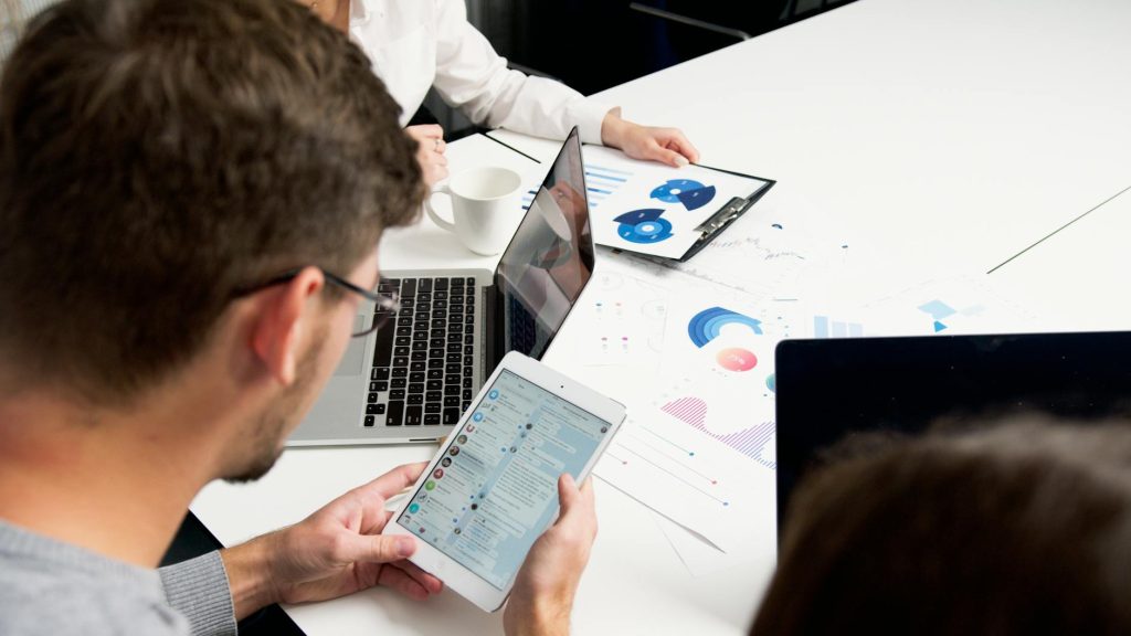 Les 15 meilleurs outils IA pour automatiser son business